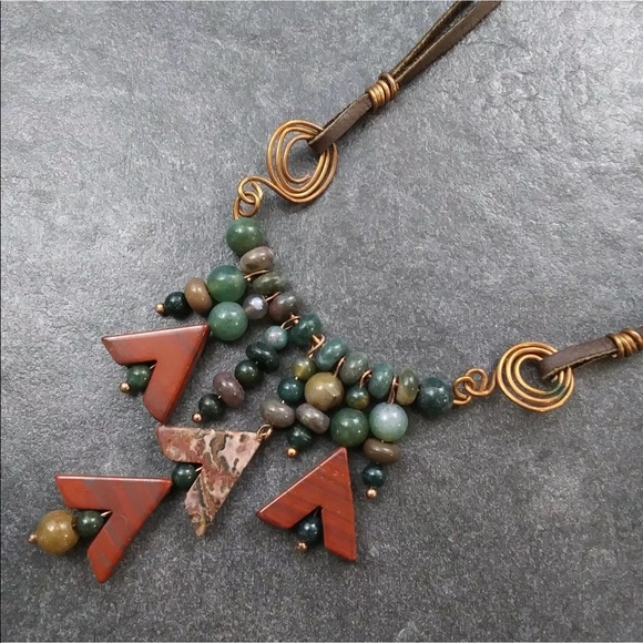 Vintage Semiprecious Stones Triangular Necklace. 16-18 - Picture 3 of 7